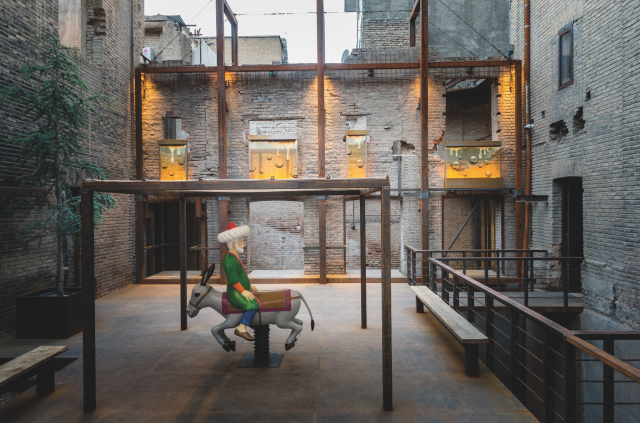 Slavs and Tatars, Molla Nasred- din the antimodern, 2012, fibreglass, lacquer paint, steel, 180 × 180 × 80 cm. Installation view at Pejman Foundation, Teheran, 2017. Photo: Hamid Eskandari. Courtesy of The Third Line, Dubai and Pejman Foundation, Teheran