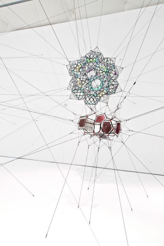 Tomas Saraceno, ’Many Suns And Worlds’. Installation view