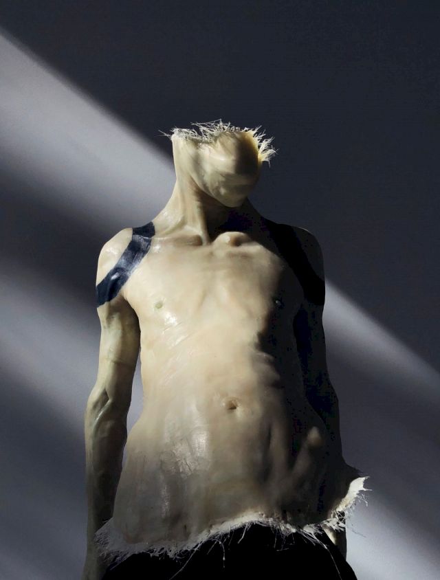 GREGOR GAIDA, Rest von Schwarz, 2008