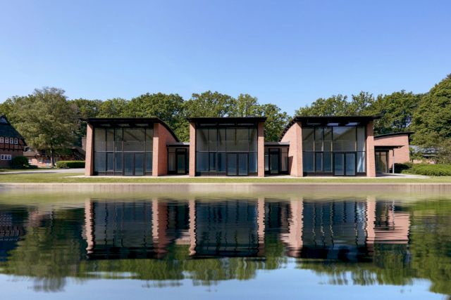 WAI Galleries, front view