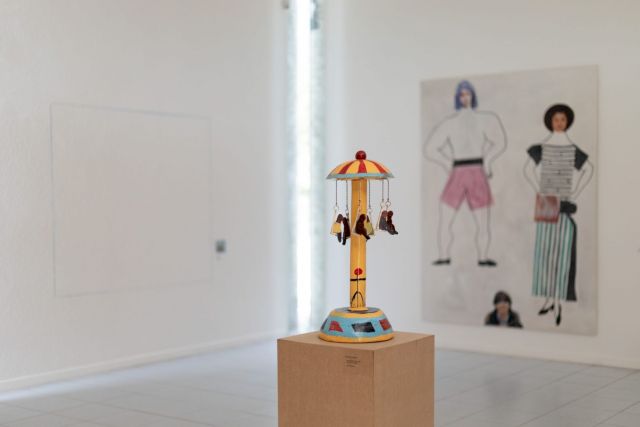 ANDREAS SLOMINSKI, Karussell Für Mause, 2002. Private Collection Wyc. Photo: Rik Vannevel