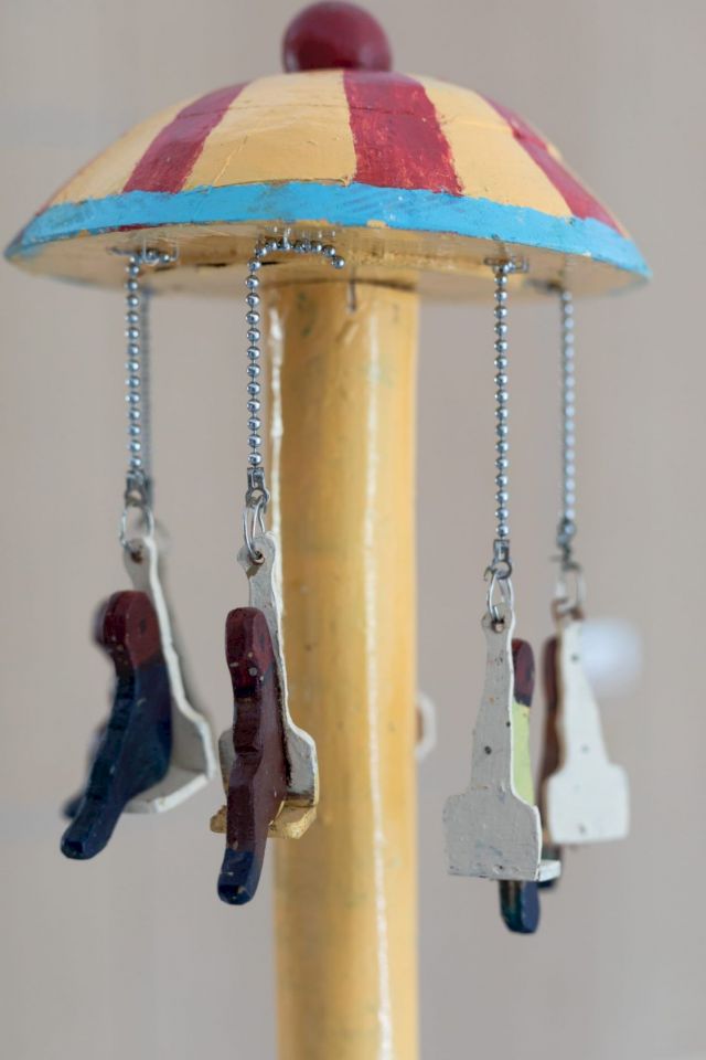 ANDREAS SLOMINSKI, Karussell Für Mause, 2002 (detail). Private Collection Wyc. Photo: Rik Vannevel