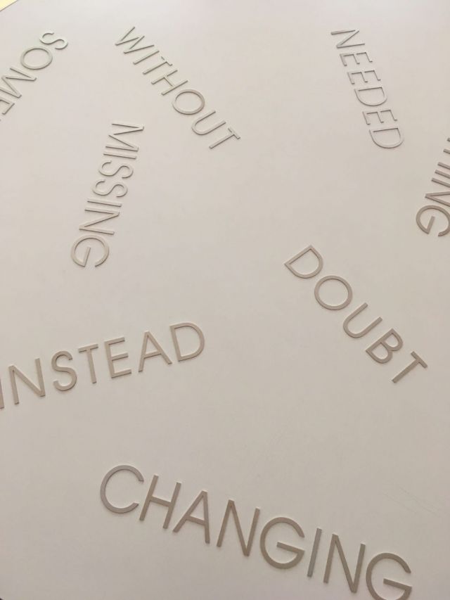 ROBERT BARRY, Untitled (installation view detail), 2001. © The artist, courtesy Sfeir-Semler Gallery, Hamburg