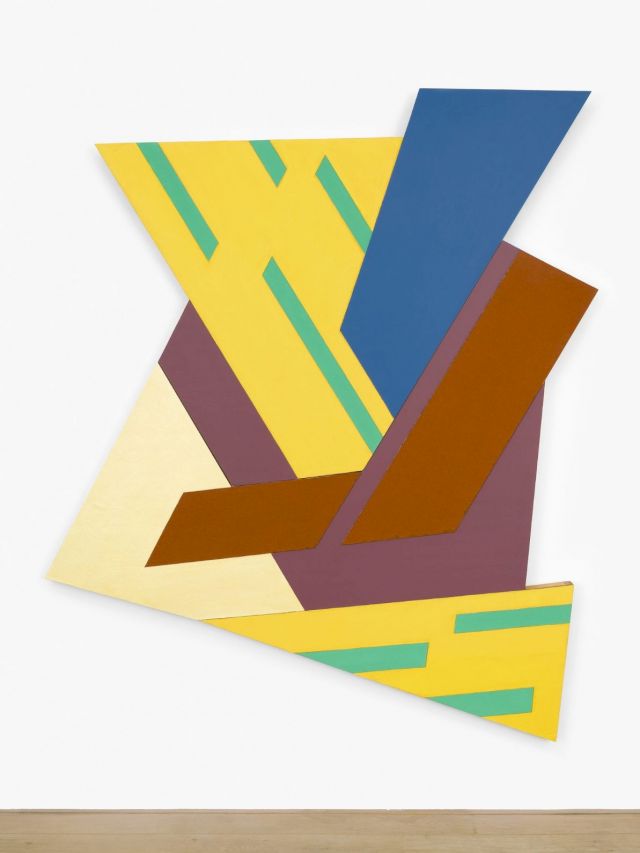 FRANK STELLA, Felsztyn IV, 1971. Courtesy Charles Riva Collection, Brussels. Photo: Hugard & Vanoverschelde