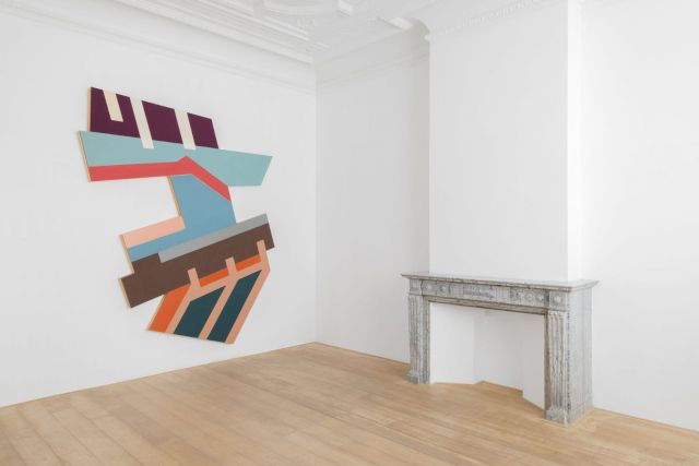 FRANK STELLA, Rozdol I, 1973. Courtesy Charles Riva Collection, Brussels. Photo: Hugard & Vanoverschelde