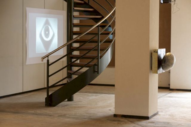 from left to right: FLORIAN & MICHAEL QUISTREBERT, Ex Futuro, 2010; MIKE PRATT, Sleeping Moon, 2015. Courtesy Collection #04|07M59 and The Finest Amsterdam Contemporary Art Collection Ever…, Amsterdam. Photo: Ernst van Deursen