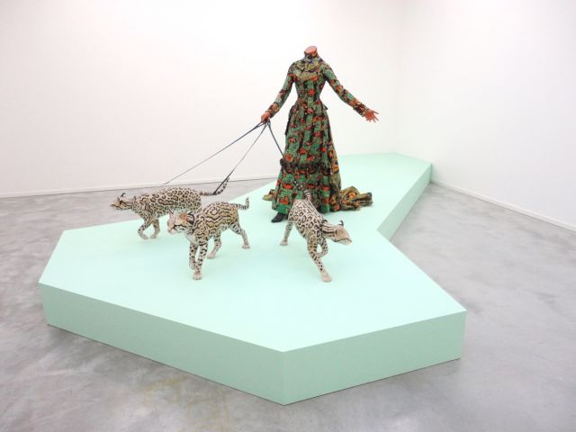 YINKA SCHONIBARE, Leisure Lady (With Ocelots), 2001. Courtesy the artist and Vanhaerents Art Collection