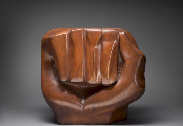 ELIZABETH CATLETT, Black Unity, 1968 (detail). Crystal Bridges Museum of American Art, Bentonville, Arkansas, 2014.11. Photo: Edward C. Robison III. © Catlett Mora Family Trust/VAGA at ARS, NY