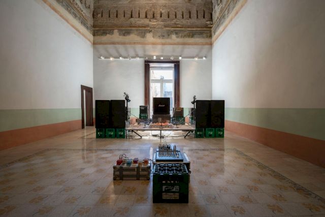 HENRIK HÅKANSSON, The Monsters of Rock, Tour, 1996. Courtesy Fondazione Morra Greco, Naples © Maurizio Esposito