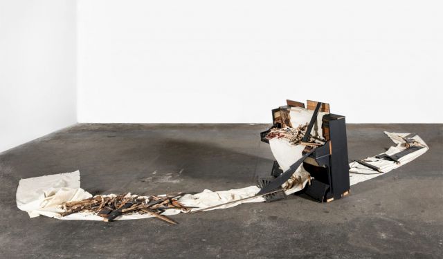 PHILIP CORNER, Piano "Worked", 1983. Courtesy Archivio Conz