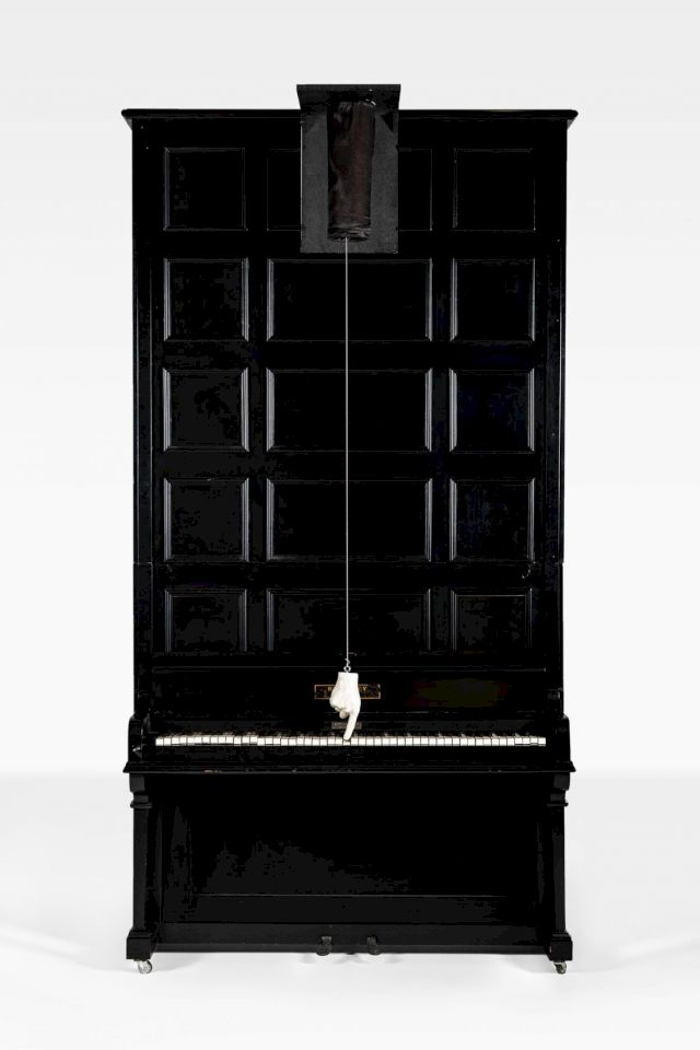 LARRY MILLER, Remote music, 1990. Courtesy Archivio Conz