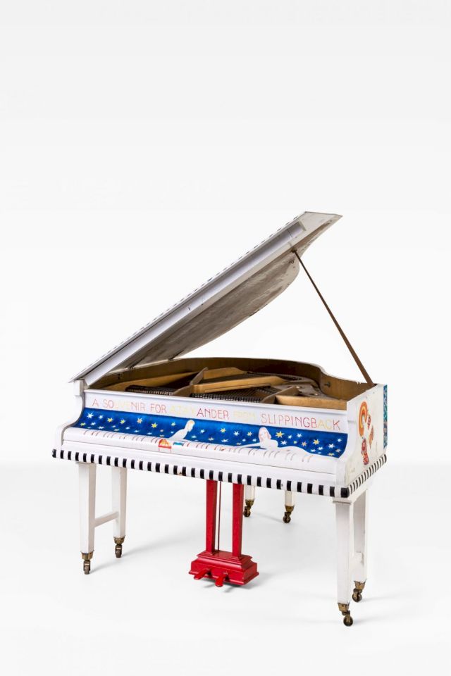 DOROTHY IANNONE, A Souvenir for Ajaxander, 1989/90. Courtesy Archivio Conz