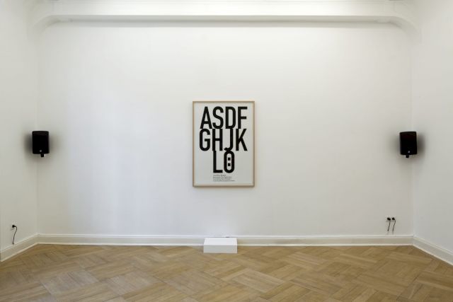 IGNACIO URIARTE, ASDFGHJKLÖ, 2012. Courtesy the artist and Philipp von Rosen Galerie, Köln