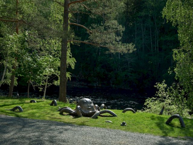 BJARNE MELGAARD, Octopus, 1997. Photo: Einar Aslaksen