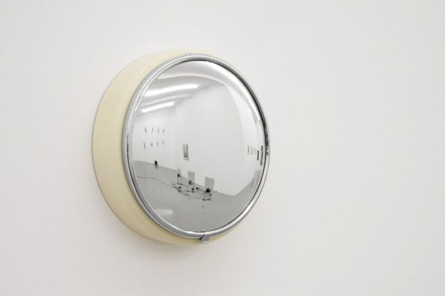 ALICJA KWADE, Watch. Courtesy the artist and Sammlung Dominic und Cordula Sohst-Brennenstuhl. Photo: Björn Behrens / Caspar Sessler