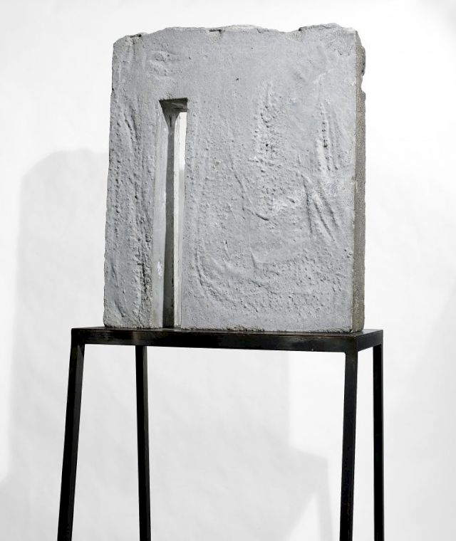 ISA GENZKEN, Tor. Courtesy the artist and Collezione Gaddi