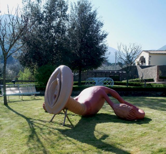 ATELIER VAN LIESHOUT, Womb. Courtesy the artist and Collezione Gaddi