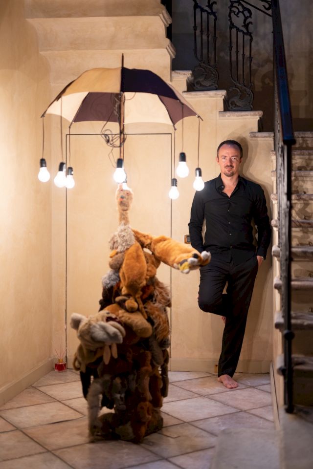 Carmelo Graci and “Untitled”, Gelitin, 2004, Graci Collection. Photo: Silvia Affini.