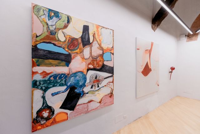 Tamo Jugeli ‘Untitled’ 2022, Vivian Greven ‘Vira VII’ 2022, Kelly Akashi ‘Life forms’ 2022. Photographer Guido Calamosca, Courtesy SOF:ART.