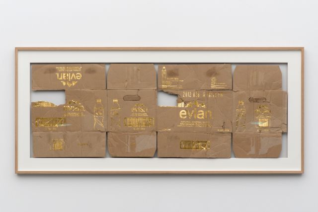 Danh Vo Untitled, 2013 Ink drawing and goldleaf on cardboard Evian box (27 x 78 x 47 cm) © Charles Riva Collection