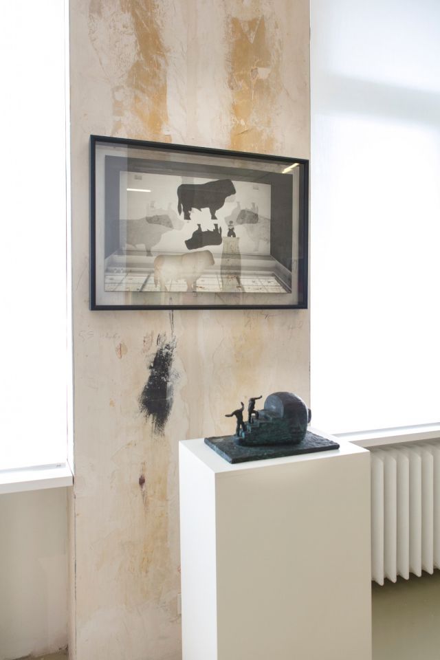 Felix Droese, Ohne Titel (Mammut), 1998 (Wall); Walther Dahn, Treppenkopf, 1985/1986 (Sculpture) - Photo: Ulrich Dohle