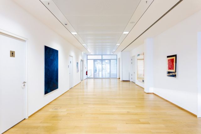 Kienbaum Headquarter Cologne. Exhibition View: Peter Zimmermann, 'vis-à-vis', 2022. Photo: Bozica Babic © The Kienbaum Collection