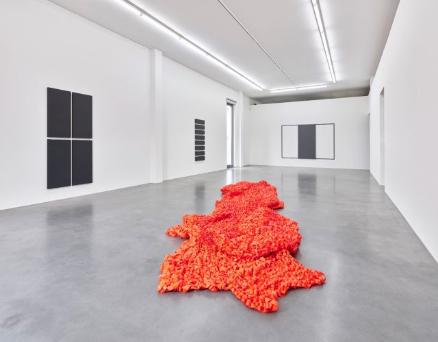 Installation view: Vom Geschmack eines Apfels. Eine Sammlungspräsentation, PEAC Museum, 2022. Photo: Bernhard Strauss