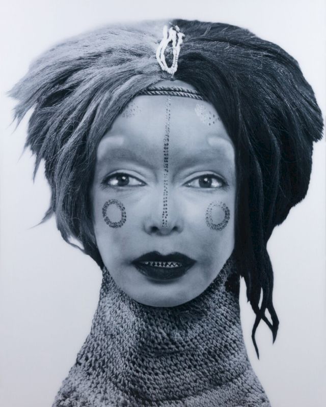 ORLAN, 'Masque de danse Pwevo et visage de Femme Euro-Parisienne', 2000. Photo: Youssef El Badoui