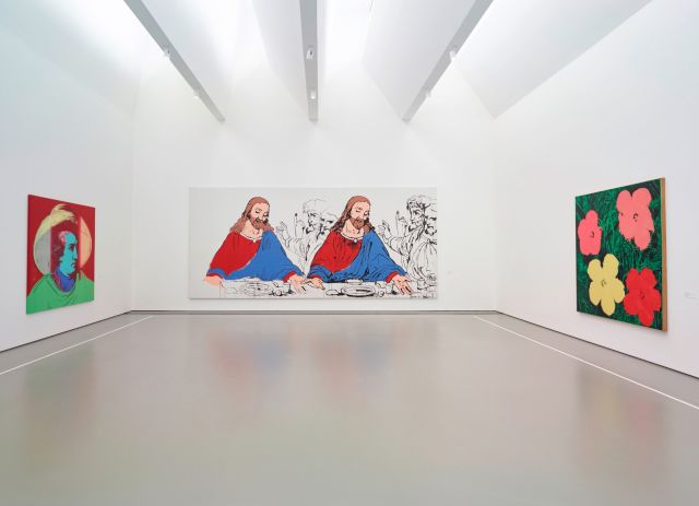 Exhibition view „Best of“ with works by Andy Warhol, 2017, Photo: Daniel Scheffold